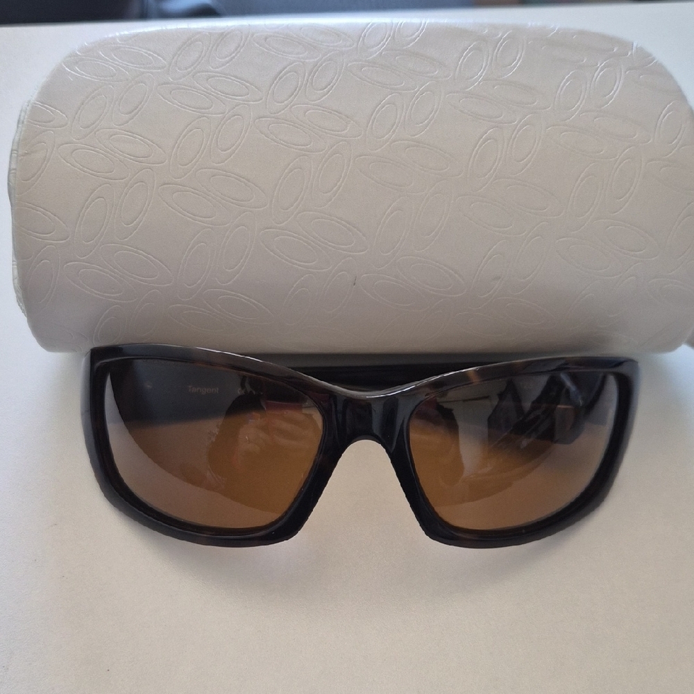 Oakley Tortoise Shell Sunglasses with White Case